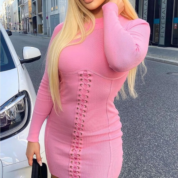 Pink dress - Picture 2 of 3